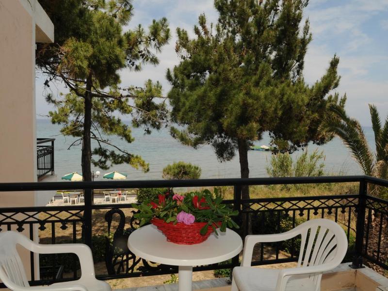 Castello Beach Hotel