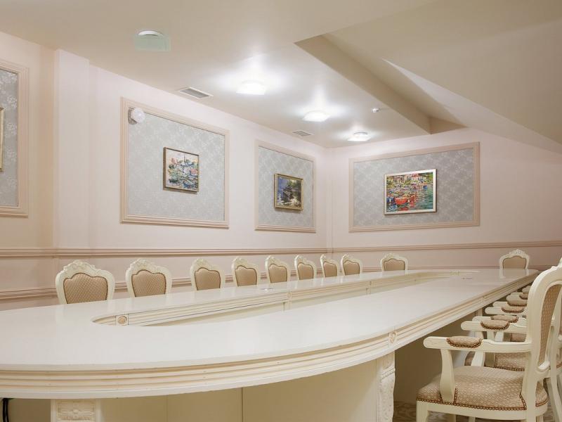 Alean Family Doville