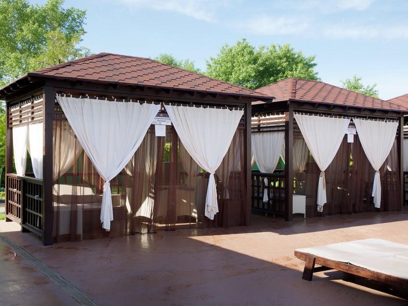 Alean Family Doville