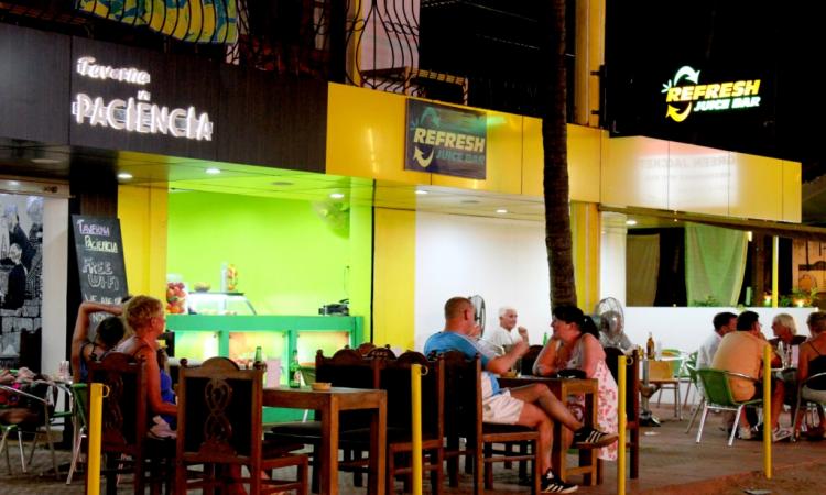 Silver Sands Sunshine Hotel