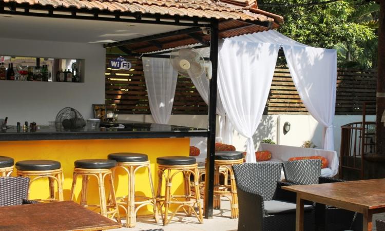 Silver Sands Sunshine Hotel