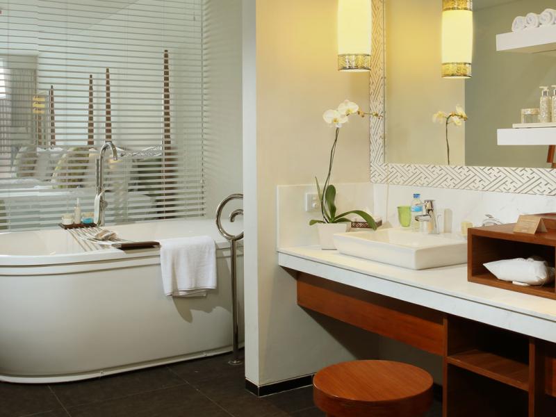 Samabe Bali Suites & Villas