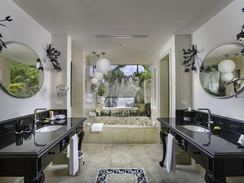 Eden Roc At Cap Cana