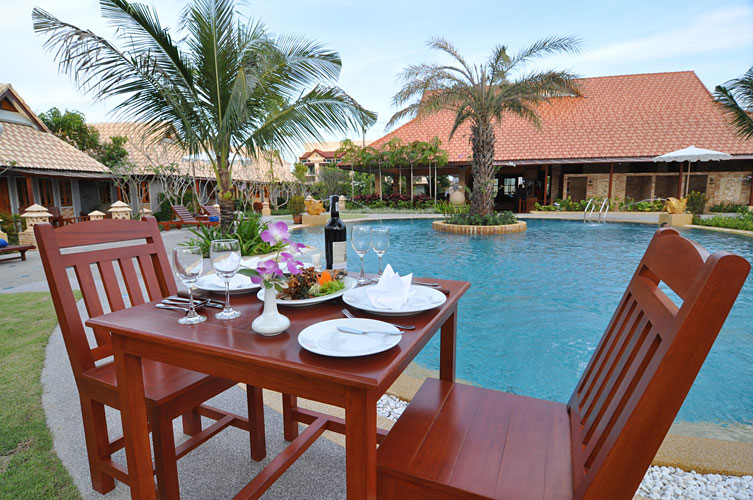 Chalong Villa Resort & Spa