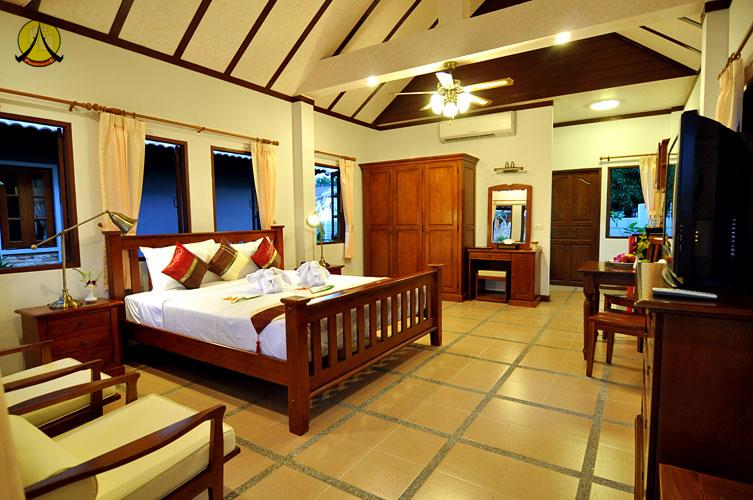 Chalong Villa Resort & Spa
