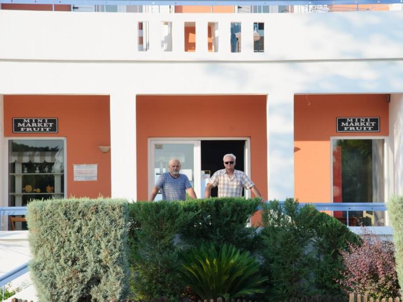 Aithrio Hotel