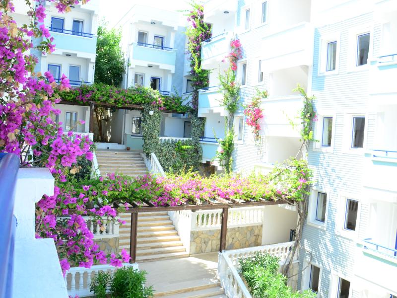 Sunpoint Family Hotel