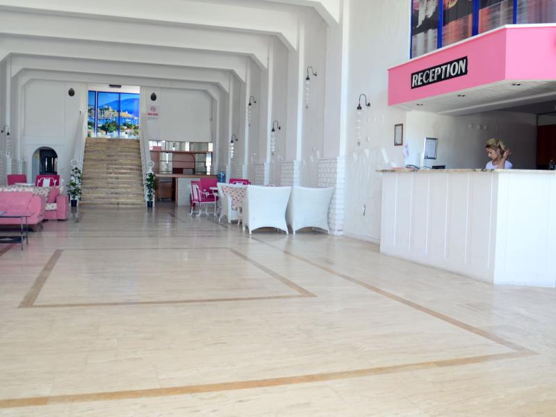 Sunpoint Family Hotel