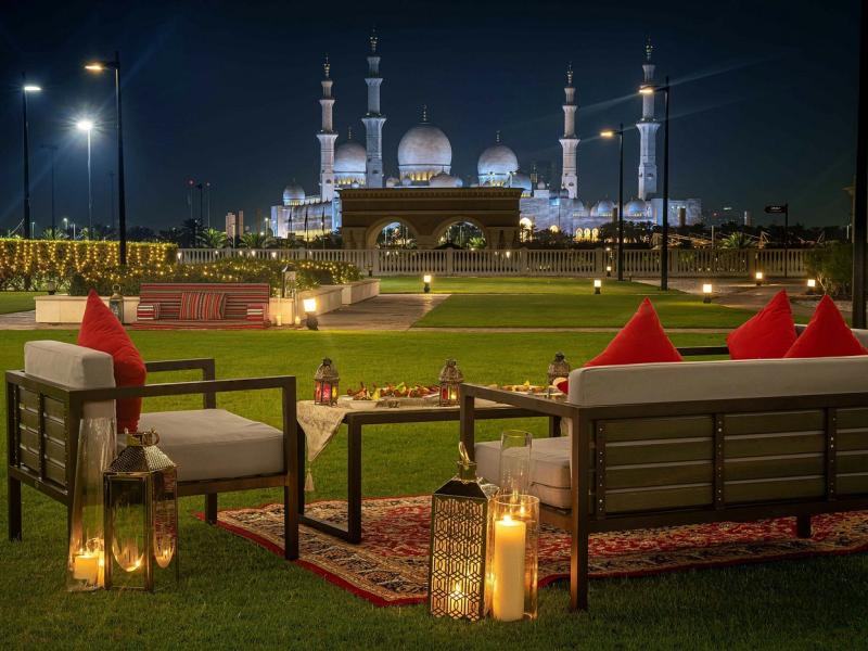 The Ritz-Carlton Abu Dhabi Grand Canal