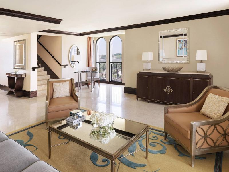 The Ritz-Carlton Abu Dhabi Grand Canal