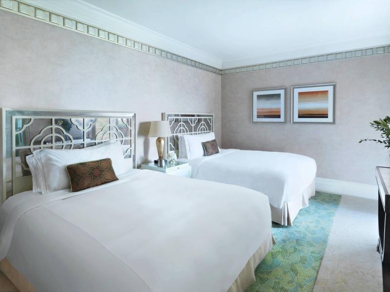 The Ritz-Carlton Abu Dhabi Grand Canal