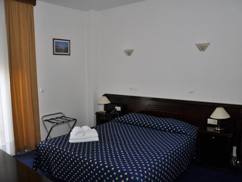 Castor Hotel