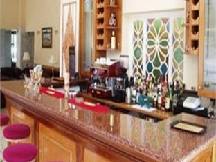 Castor Hotel
