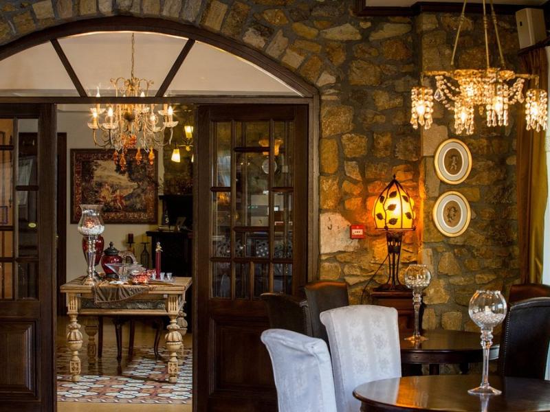 Atrion Highland Hotel
