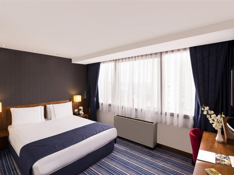 Taksim Express Hotel