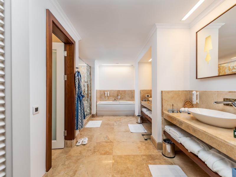 Azure Villas By Cornelia