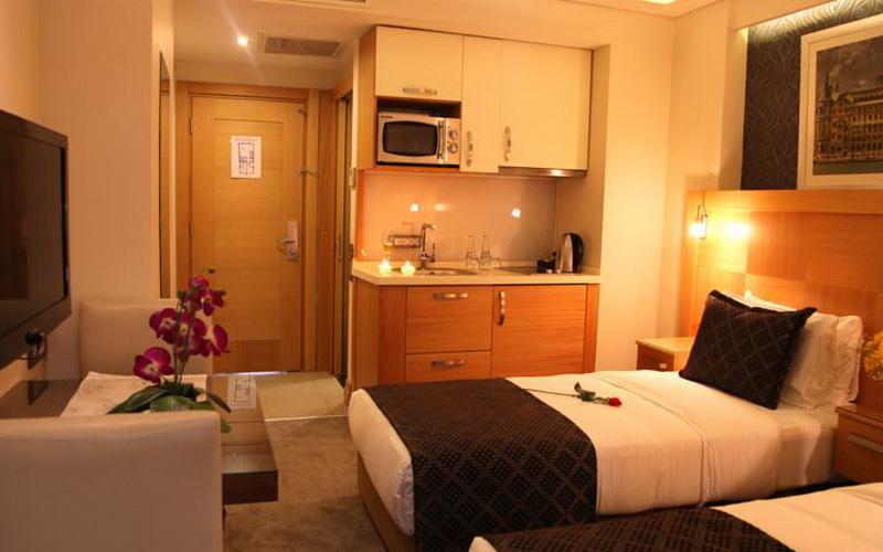 Emerald Hotel