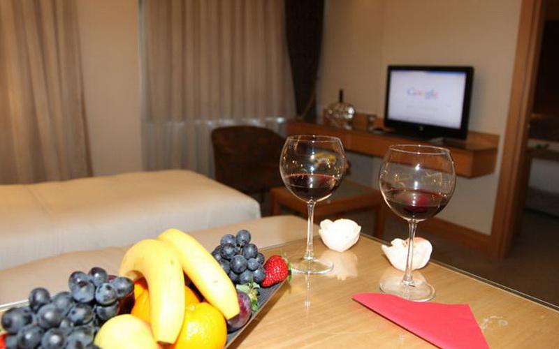 Emerald Hotel