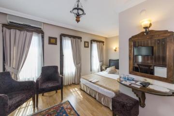 Отель Naz Wooden House Inn Турция, Султанахмет, фото 2