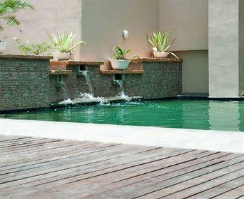 Diamond Suites & Residences Cebu City