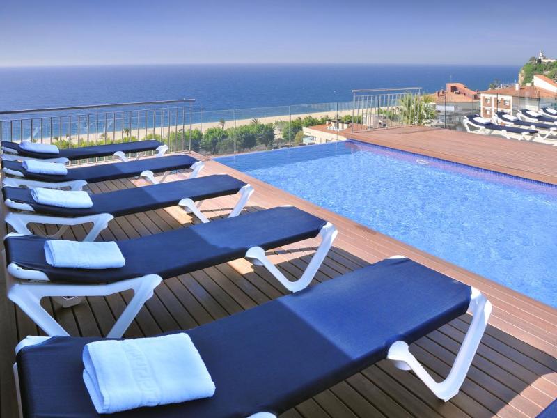 Catalonia Hotel