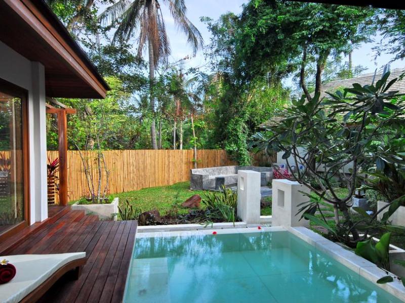 The Privilege Hotel Ezra Royal Beach
