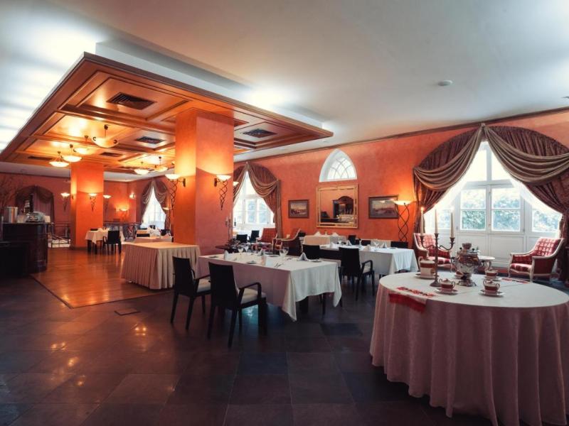 Петровский Путевой Дворец