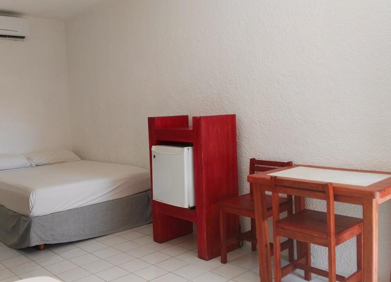 Tropical Casablanca Party Hotel