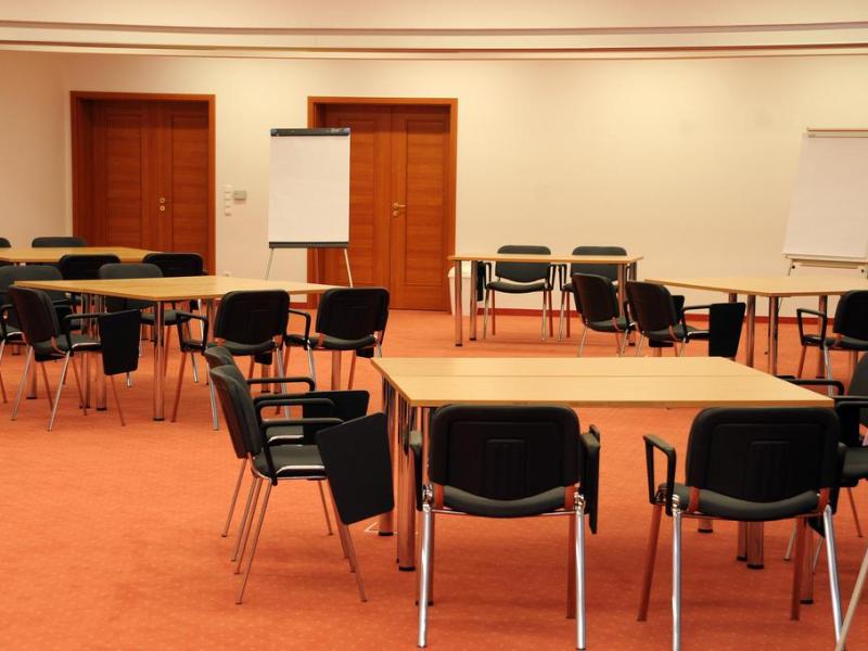 Ket Korona Konferencia es Wellness Hotel