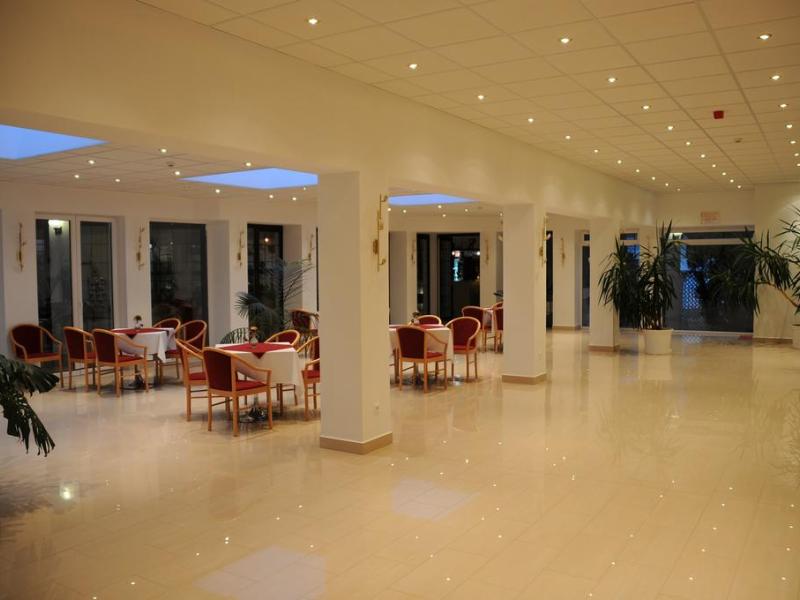 Ket Korona Konferencia es Wellness Hotel