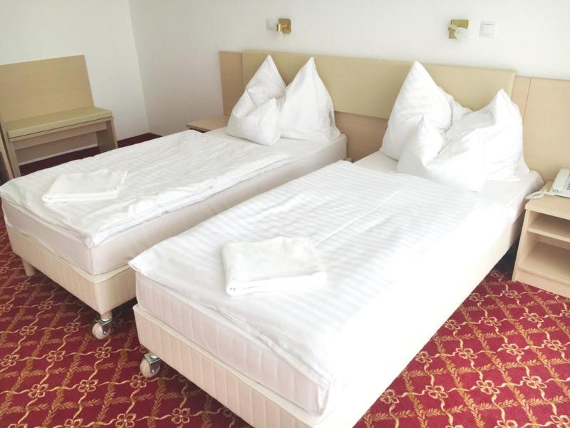 Ket Korona Konferencia es Wellness Hotel