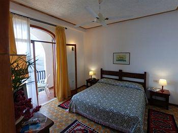 Hotel Carasco Lipari