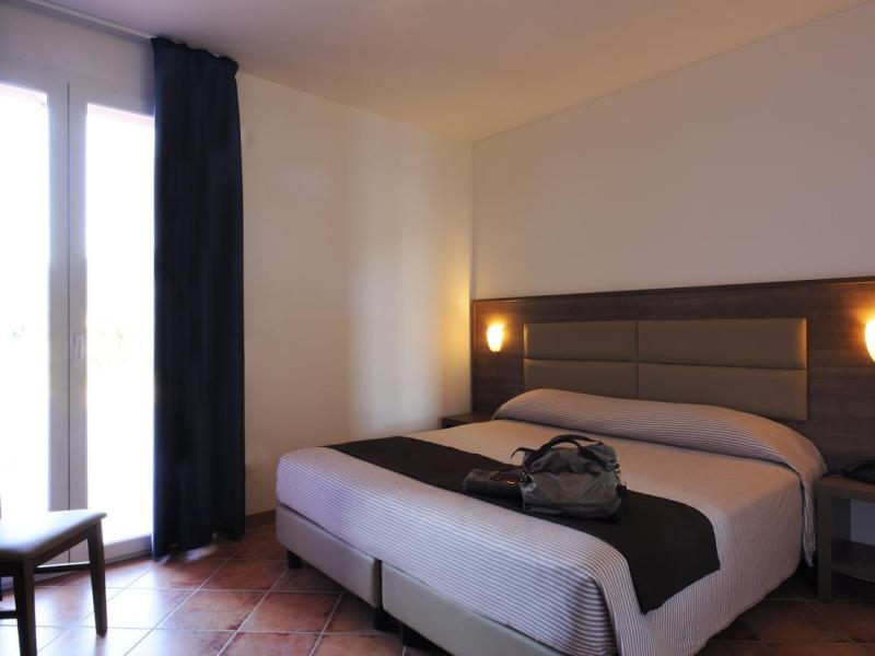 Ai Pozzi Village Hotel & Residence 