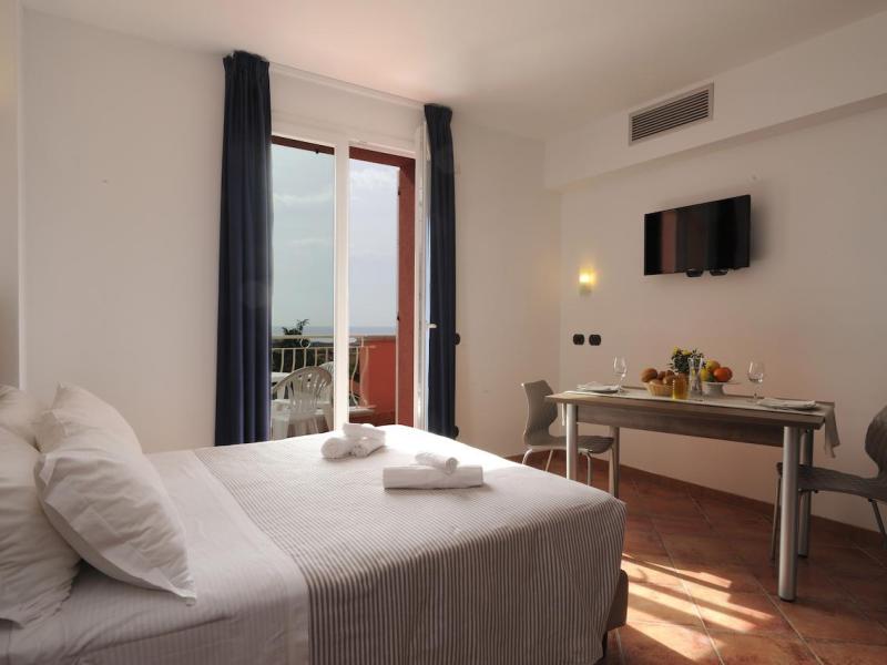 Ai Pozzi Village Hotel & Residence 