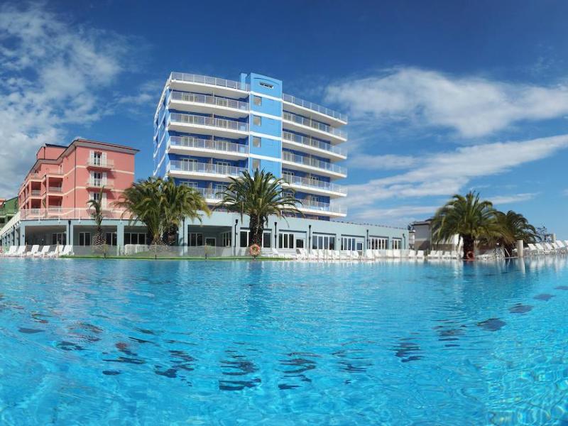 Ai Pozzi Village Hotel & Residence 