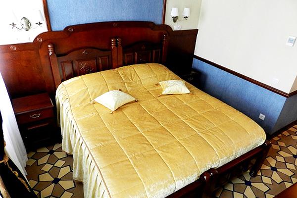 Отель Гарни