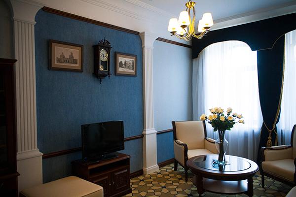 Отель Гарни