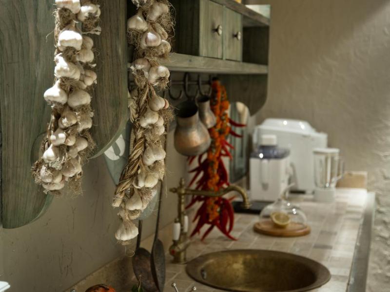 №12 Boutique Hotel