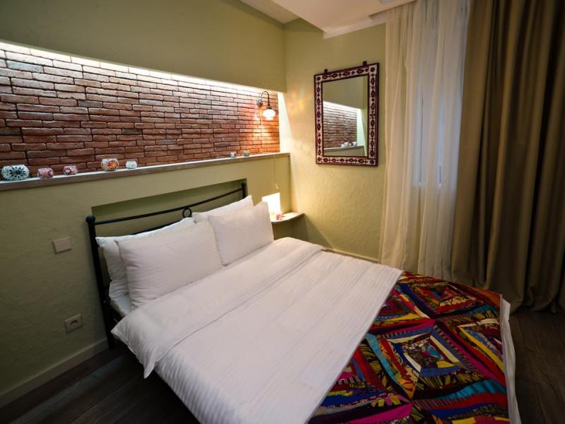 №12 Boutique Hotel