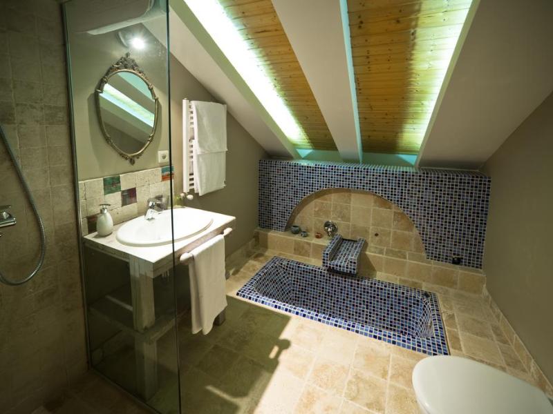 №12 Boutique Hotel