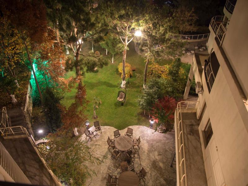Hotel Beaumonde Garden