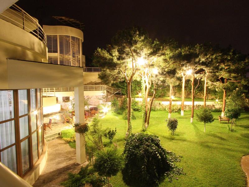 Hotel Beaumonde Garden