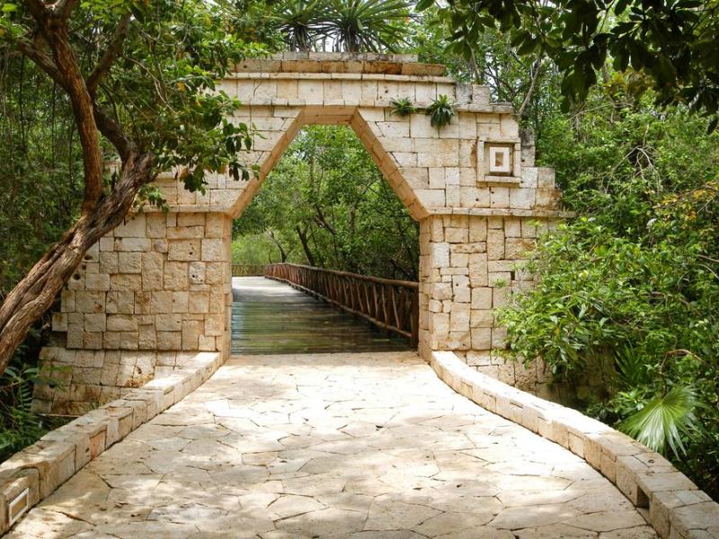 Catalonia Royal Tulum