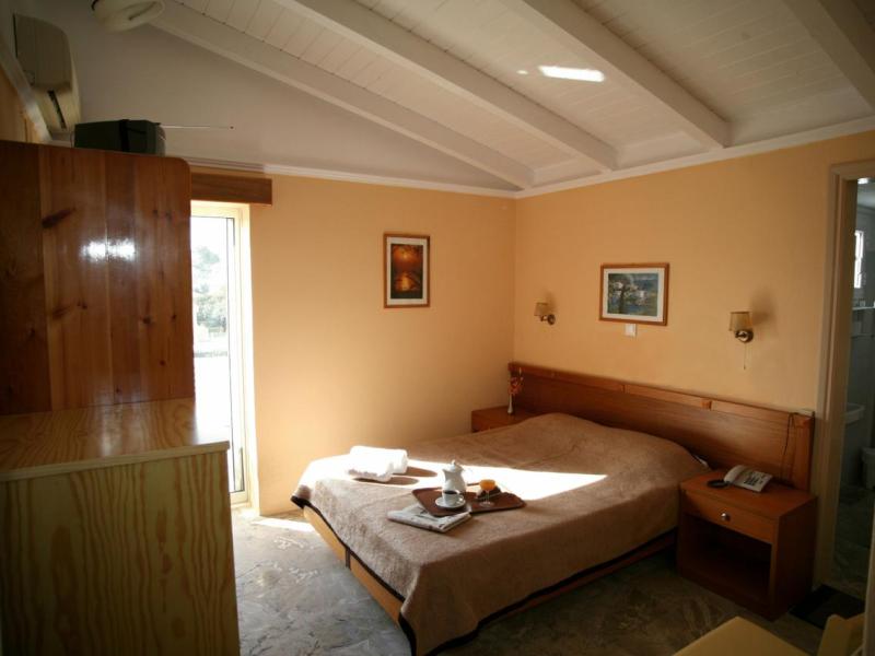 Summery Hotel