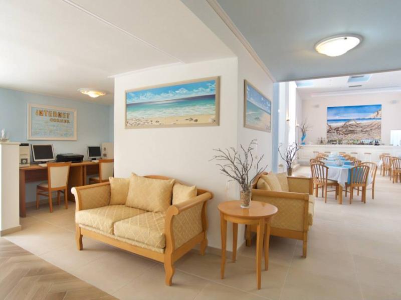 Summery Hotel