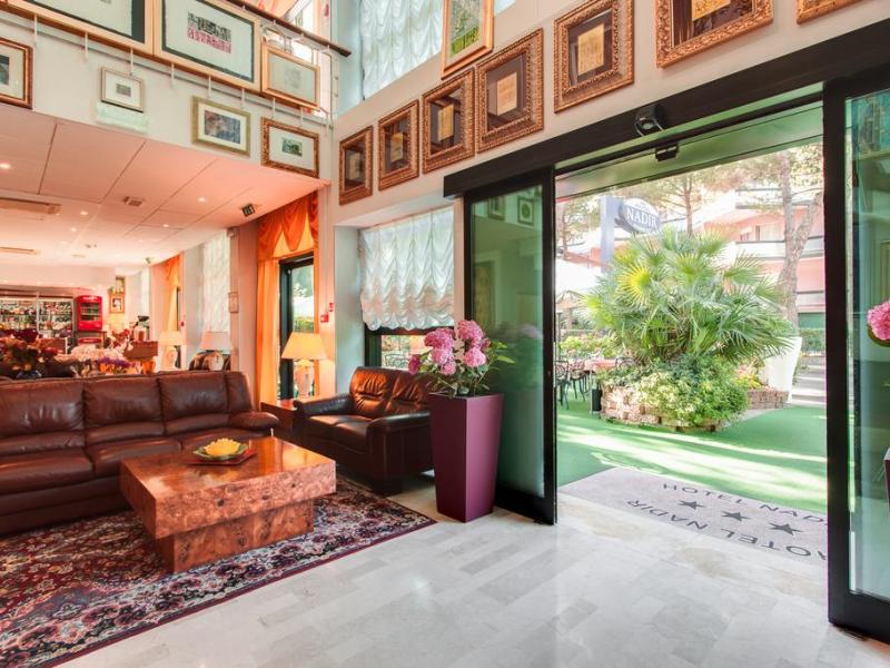 Hotel Nadir