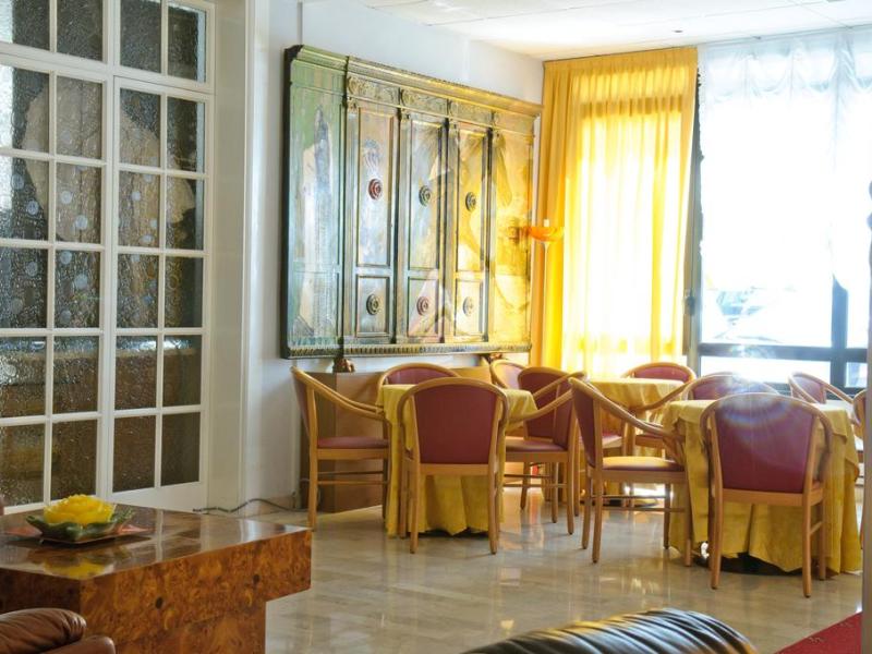 Hotel Nadir