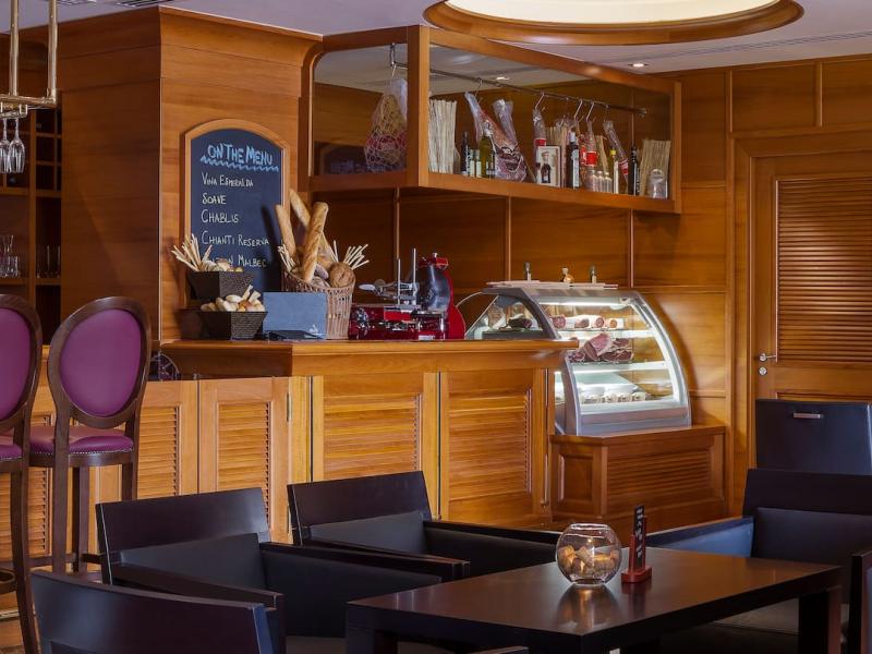 Hilton Dubai The Walk