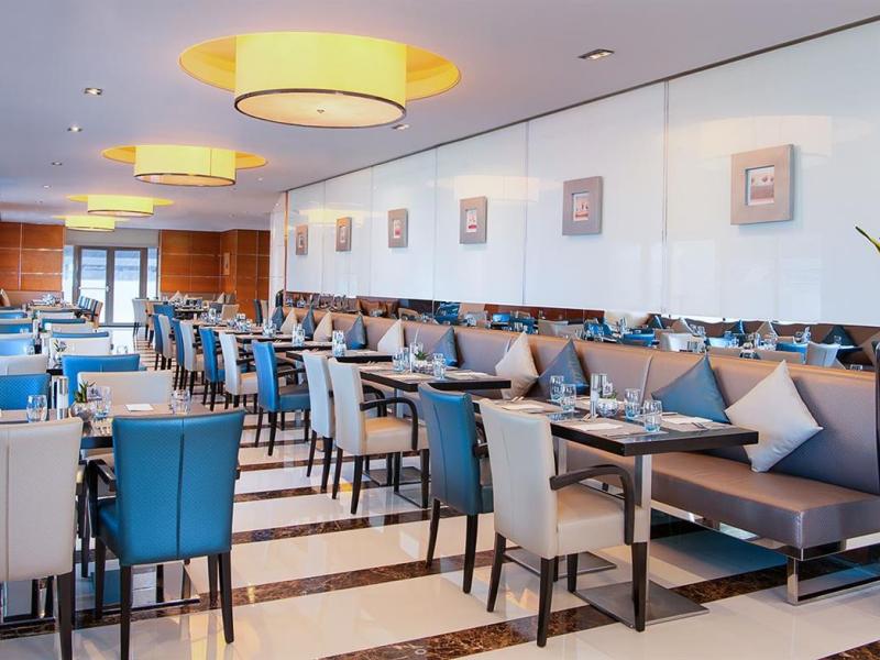 Hilton Dubai The Walk