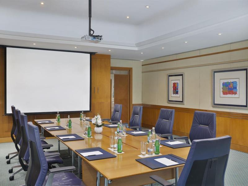 Hilton Dubai The Walk